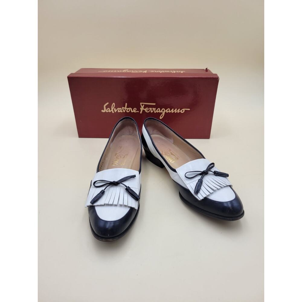 Vintage Salvatore Ferragamo 7 2A Black Leather Kiltie Tassel Loafer Flat Italy - Picture 3 of 12
